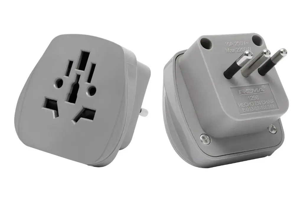 Adaptador Multinorma 10A x 250V | REMA